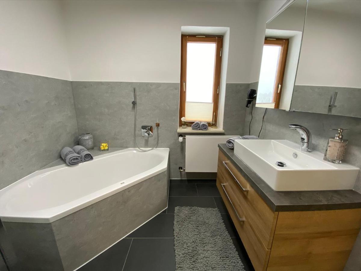 Mitten Im Bayerischen Wald-95M² Wohnung + *Netflix* Direkt Am Skilift! Schöfweg Eksteriør bilde